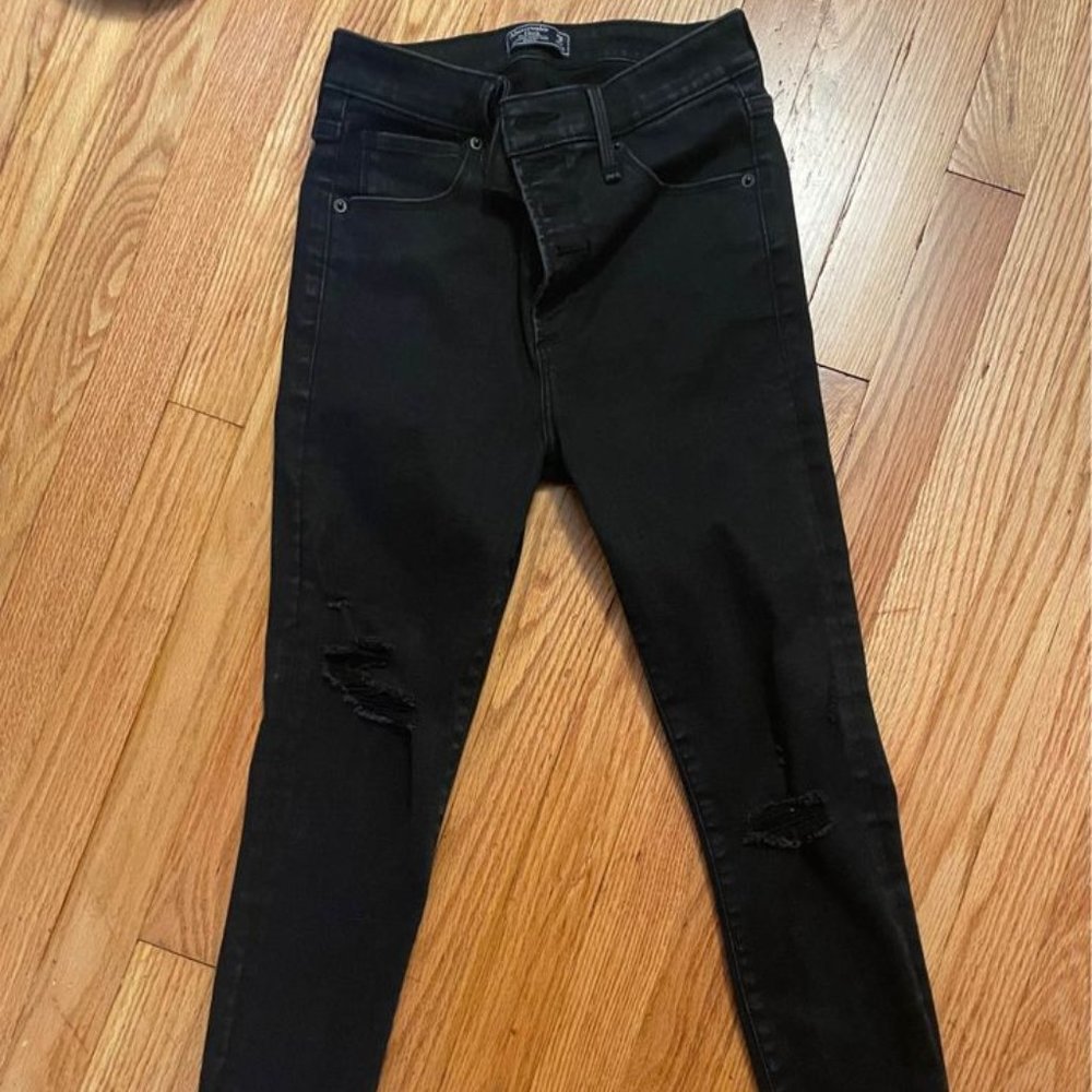 Abercrombie & Fitch Simone High Rose Ankle Jeans